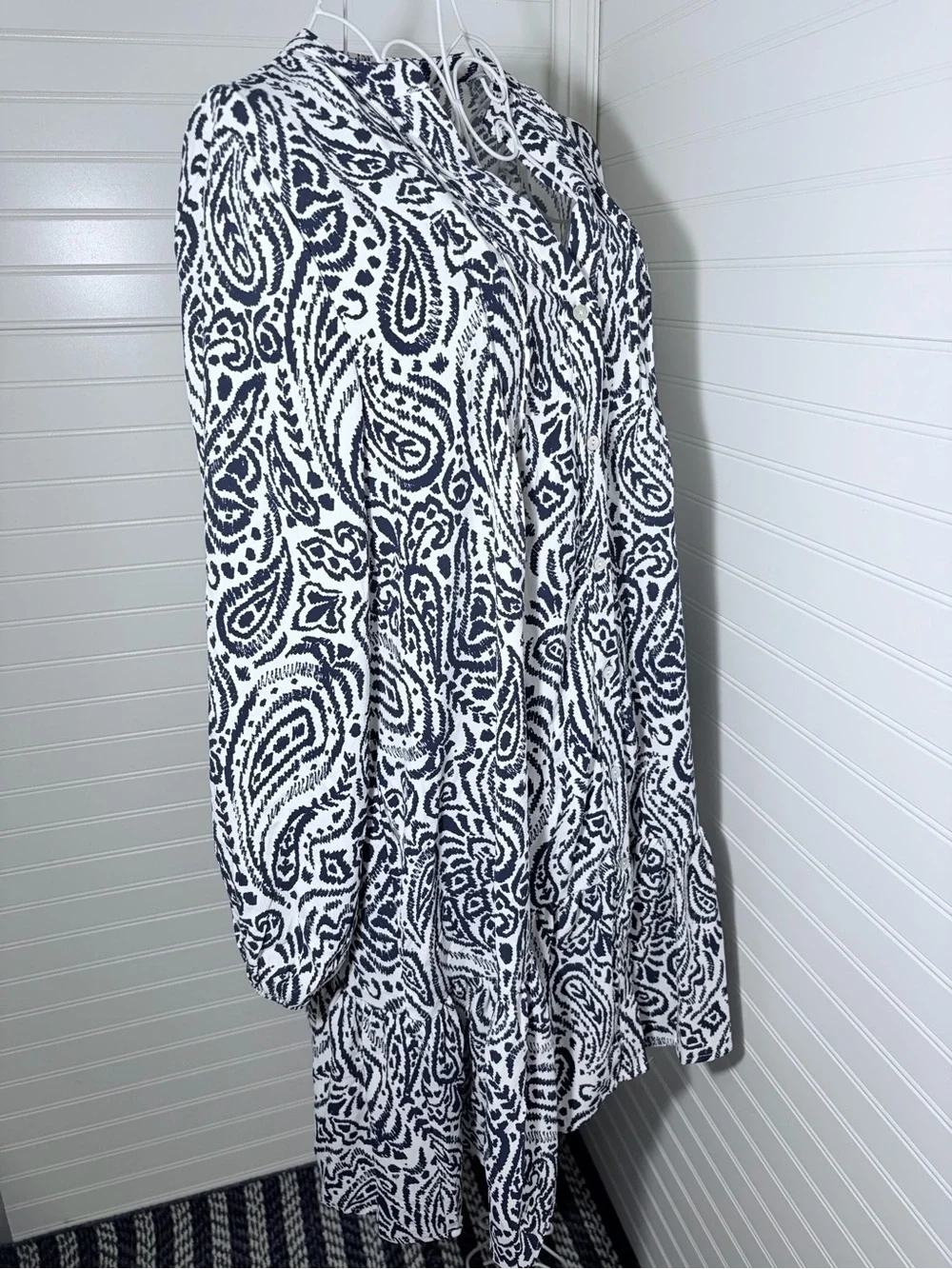 Navy & White Paisley Long Sleeve Tiered V-Neck Dress by